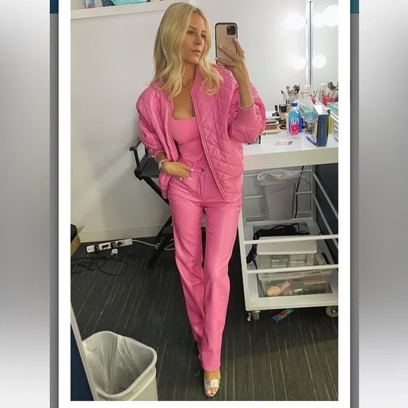 Good American Good Icon Faux Leather Pants💕SOLD OUT💕Barbie Core Pink Size 4/27 - Picture 2 of 12